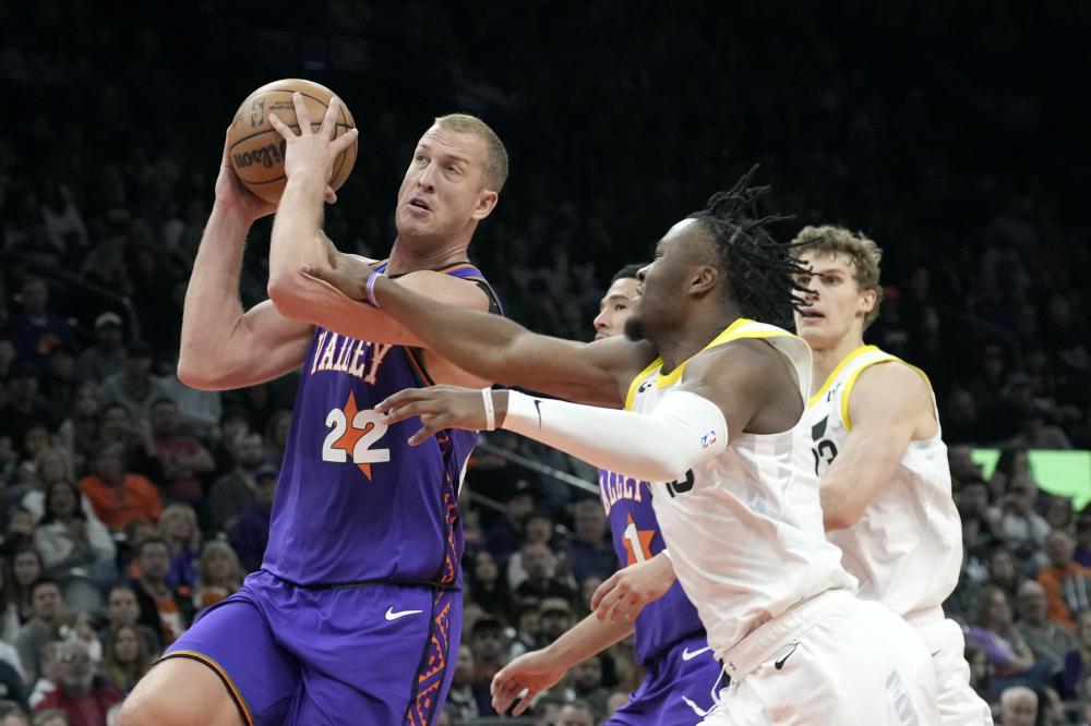 有压迫性的 有压迫性的