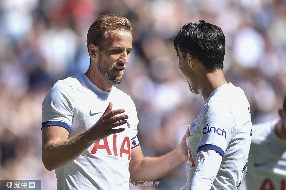 20岁时险些放弃足球,27岁却成为国足主力,实力派照样需要运气.