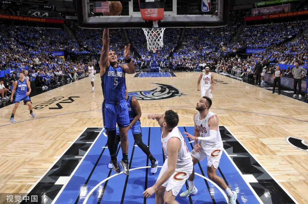 亚冬会 | 中国冰壶队取得“开门红”2025-02-05.