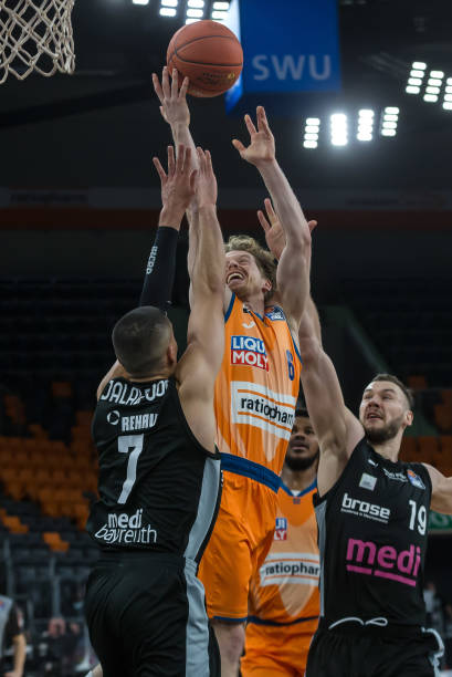 这并不只是 这并不只是