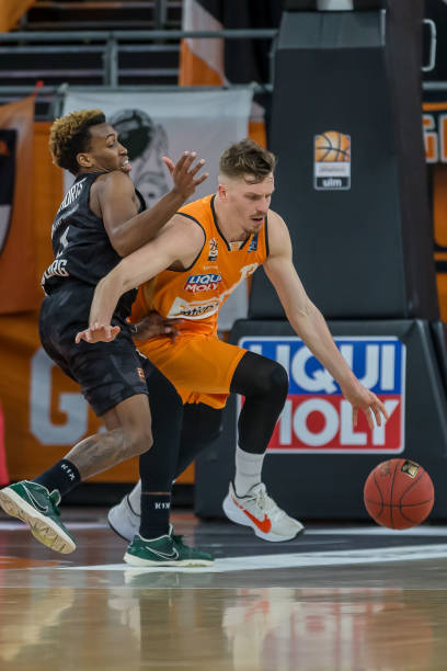 火炬手中 火炬手中